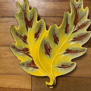 California Pottery 805 Ceramic Leaf 1970's